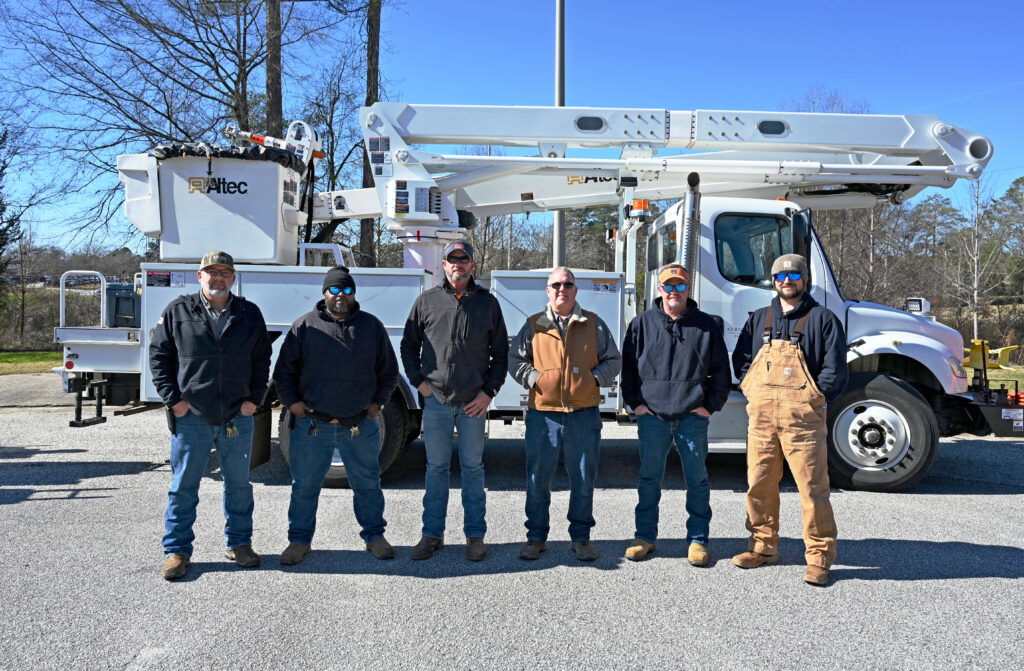 Auburn’s electrical distribution team keeps campus powered day and night. From left: Jonathan “Scott” Morgan, John Askew, James “Ruffin” Duncan, Keith Nall, Steven Neighbors and Wesley Burt.